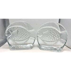 Pair 2 vintage Pilgrim Glass fish bookends from the 1970s 3D nautical ocean